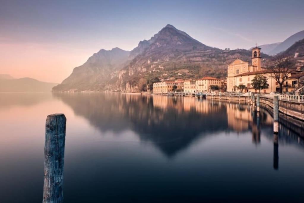 La Dolce Vita - Vista Lago E Piscina Parzanica Екстер'єр фото